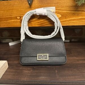 Kate spade REEGAN black NWT crossbody with gold hardware
